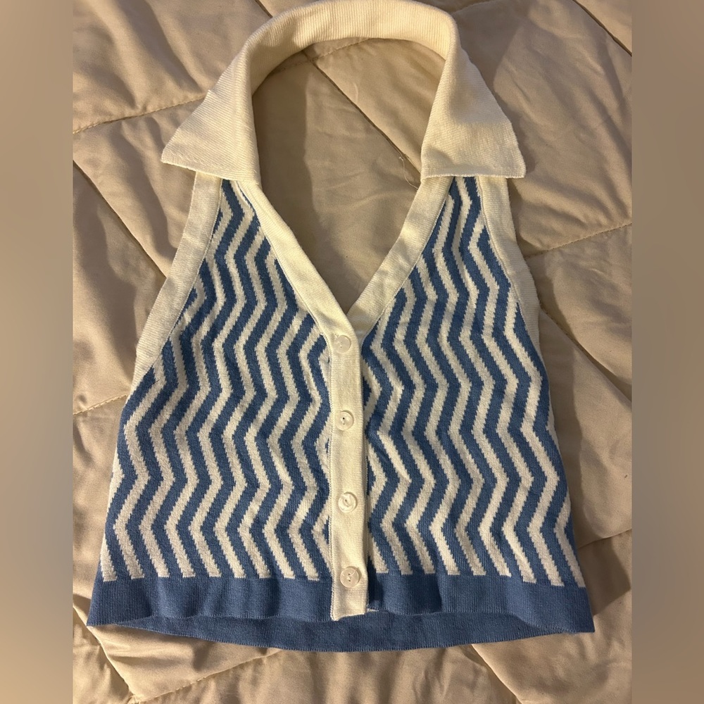 Zigzag Backless Crop Top